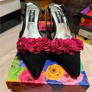 Vintage Black and Pink Floral Women's Shoes